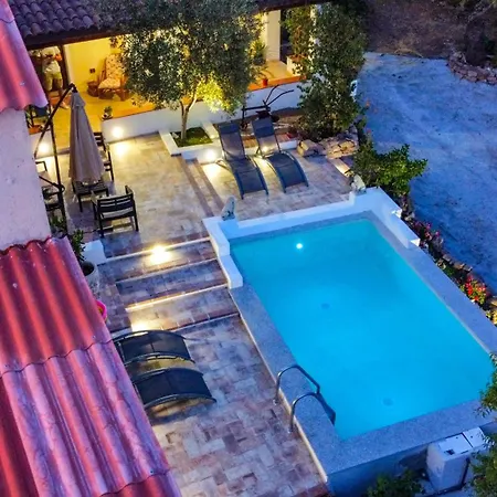 בית נופש Ferulas