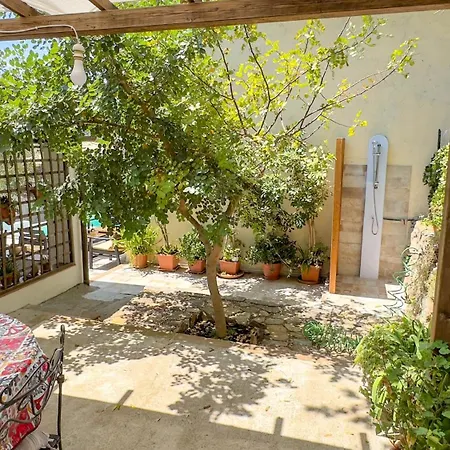 Ferulas בית נופש אוליאנה