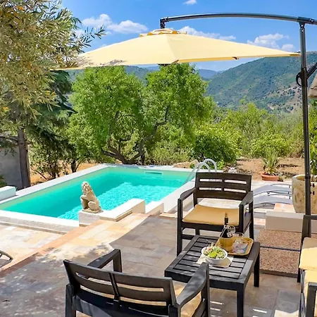 בית נופש Ferulas