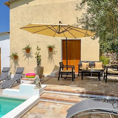 בית נופש Ferulas אוליאנה